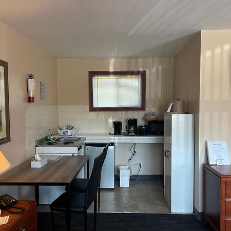 The Silver Birch Motel ゴドリッチ エクステリア 写真
