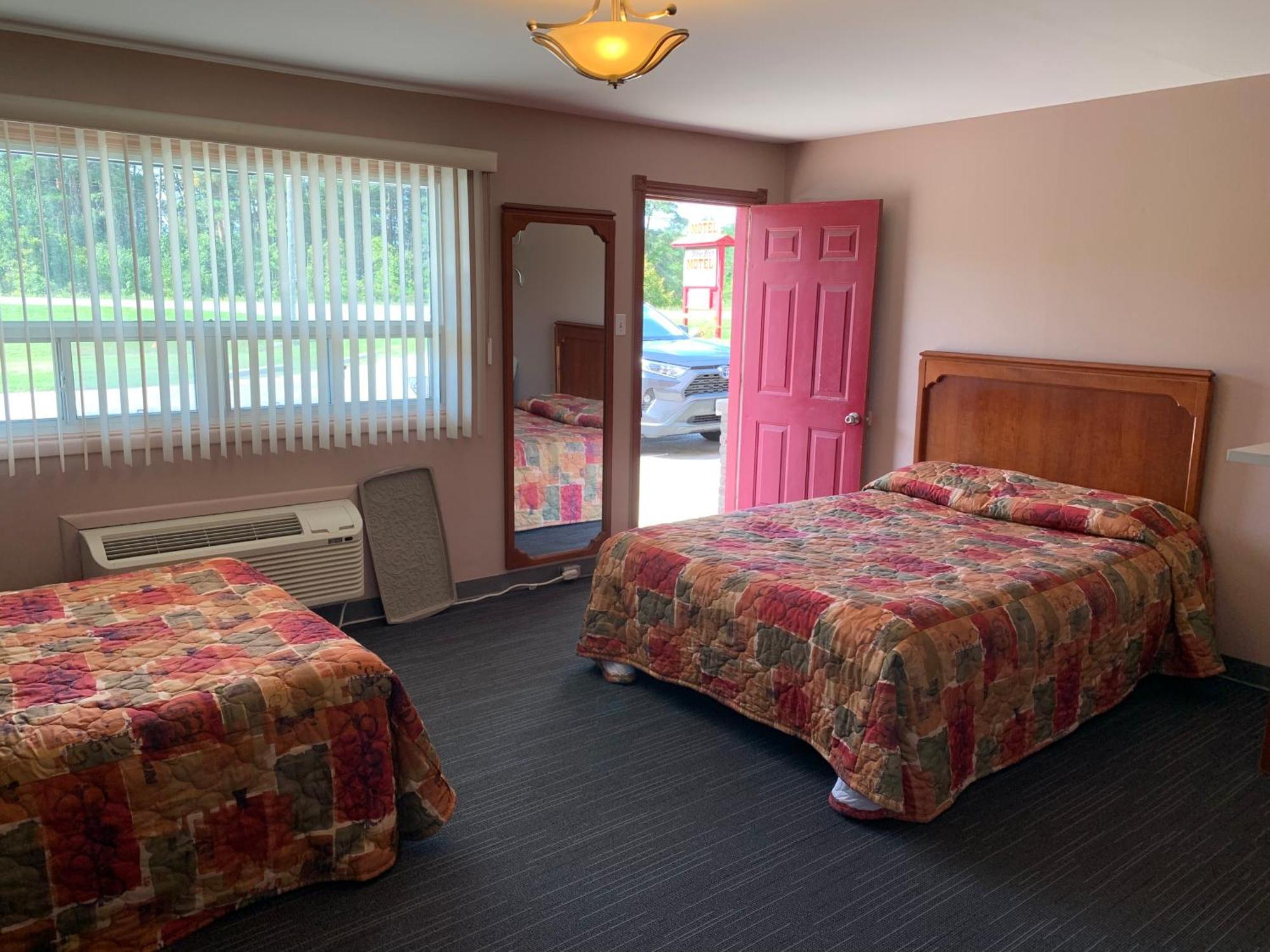 The Silver Birch Motel ゴドリッチ エクステリア 写真