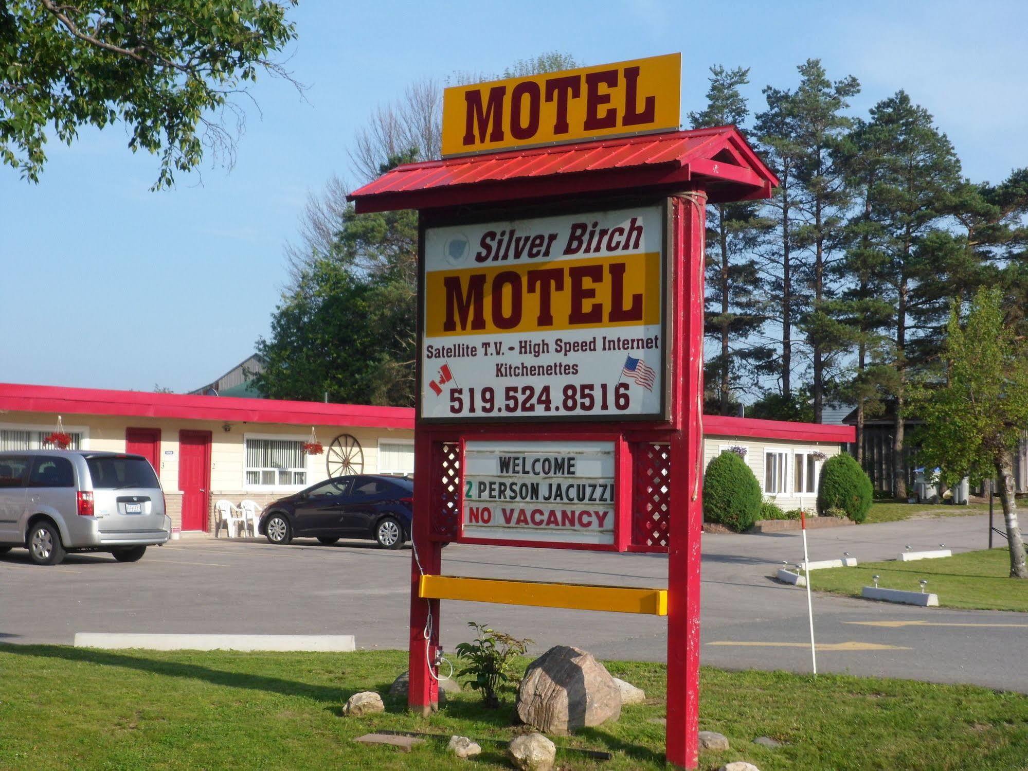 The Silver Birch Motel ゴドリッチ エクステリア 写真